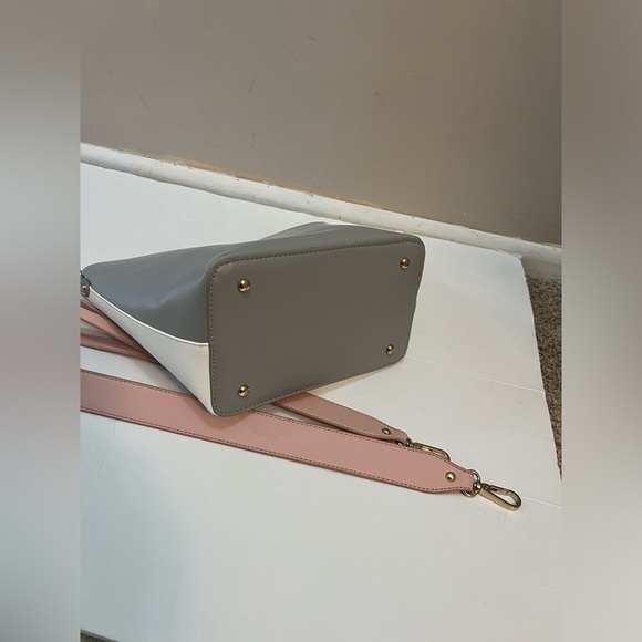 Bucket Bag White Gray & Pink Shoulder Bag by Summer & Rose Crossbody Purse - Picture 8 of 11